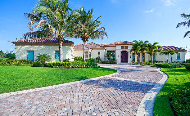 Best Commercial Driveway Pavers  in Plainville, KS